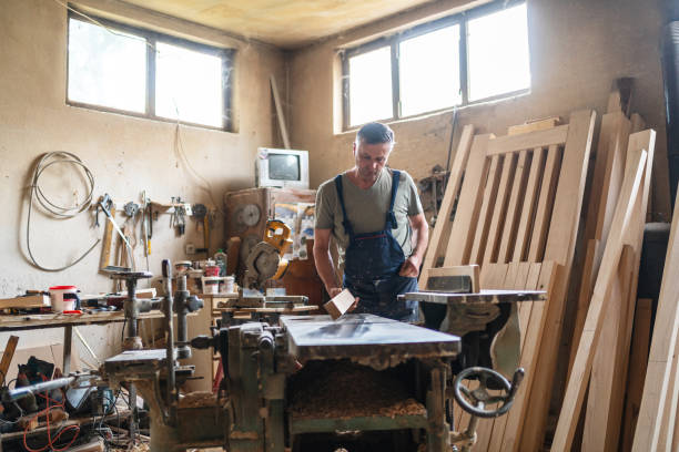 نجار بحي المرجان جدة