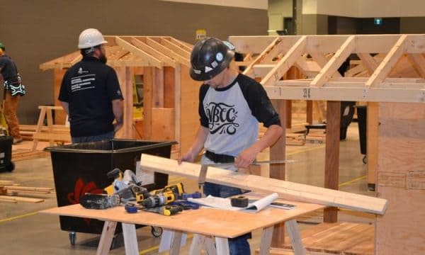 نجار حي السامر جدة