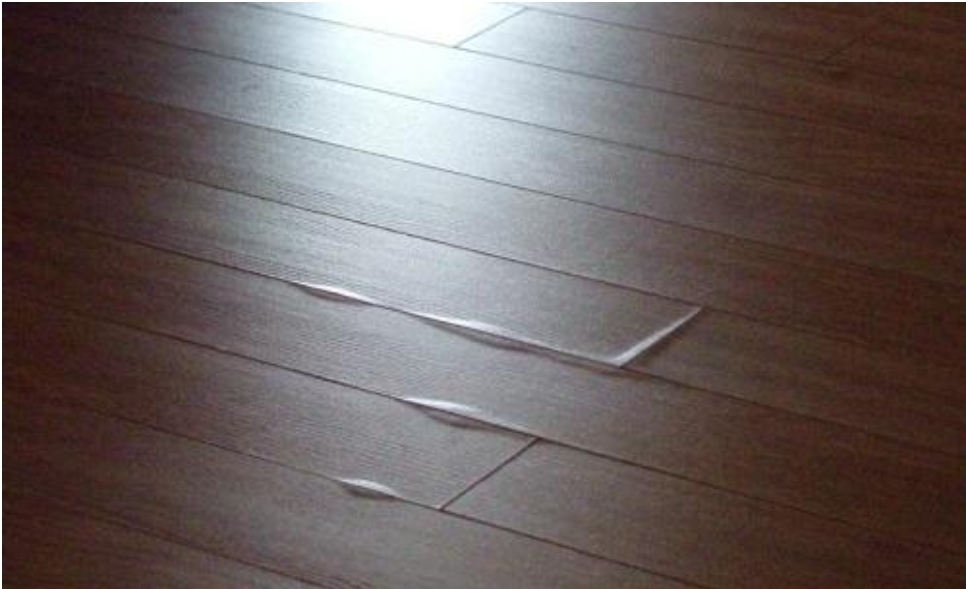 4 طرق لعلاج انتفاخ الخشب من الماء